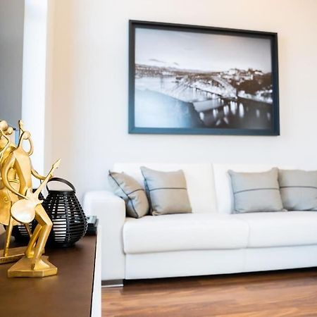 D'Ouro Ao Sol - New Luxury Apartament -Adults Only Apartamento OOporto Exterior foto